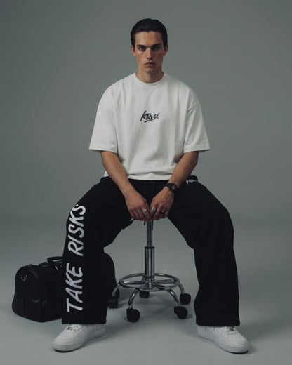 BAGGY SWEATPANTS — BLACK
